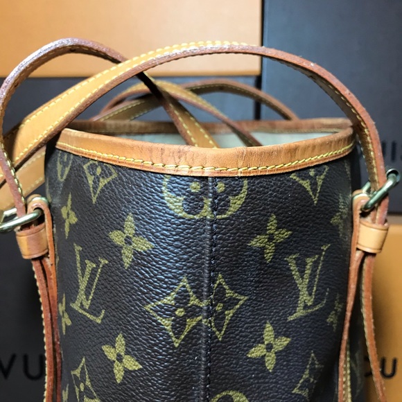 ❌Sold!Authentic Louis Vuitton Bucket GM #AR0957 - Picture 12 of 14